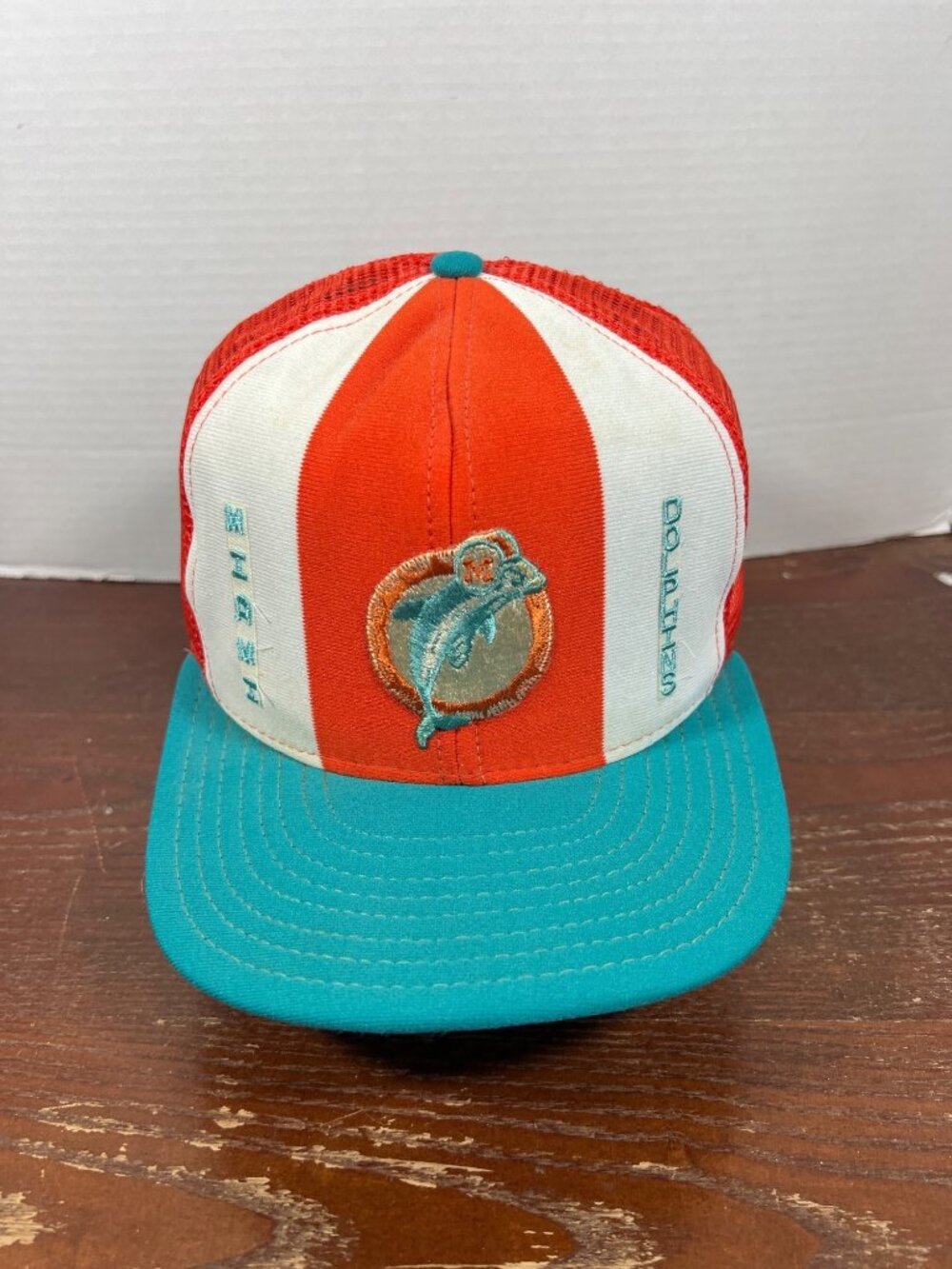Vintage AJD Lucky Stripes Miami Dolphins Trucker Hat Snapback USA H5